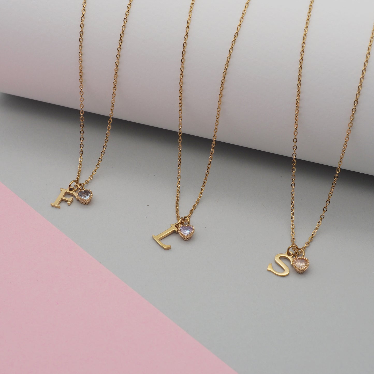 Anfangsbuchstabe Halskette mit Geburtsstein